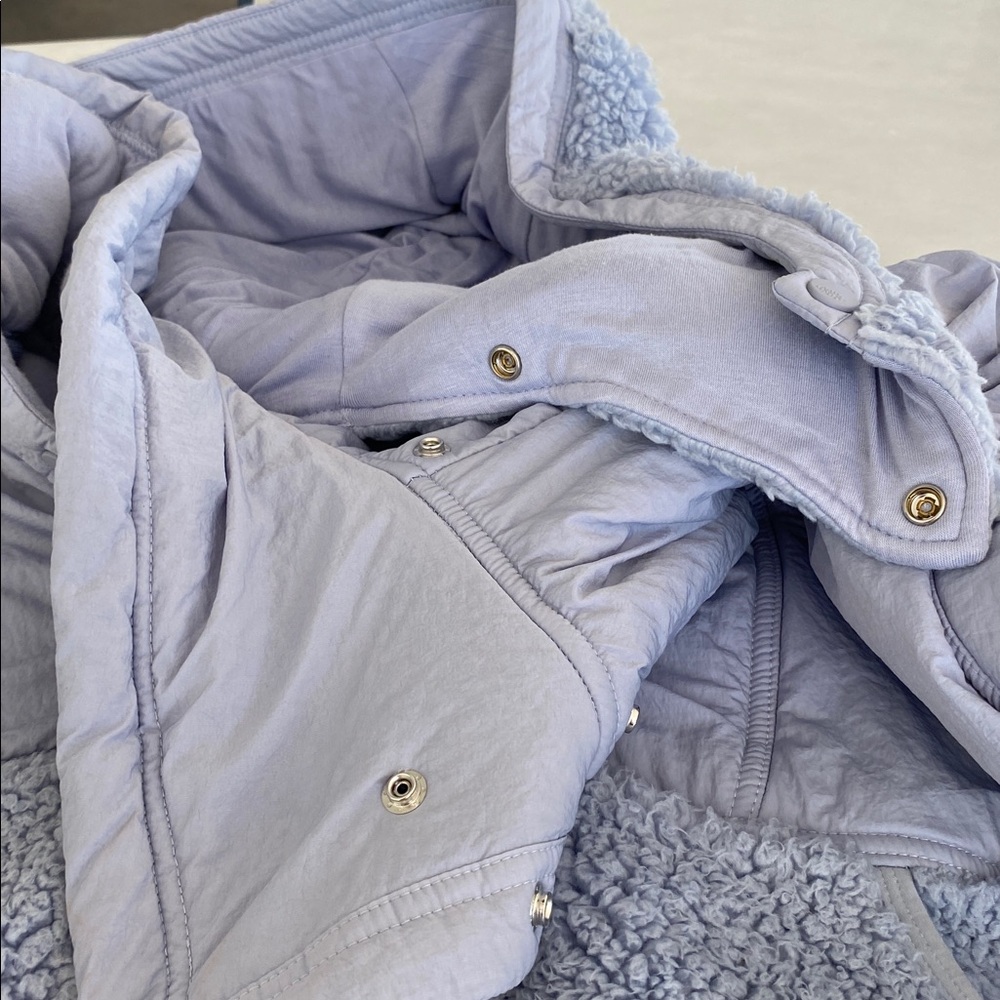 Free Movement jacket - Picture 7 of 8